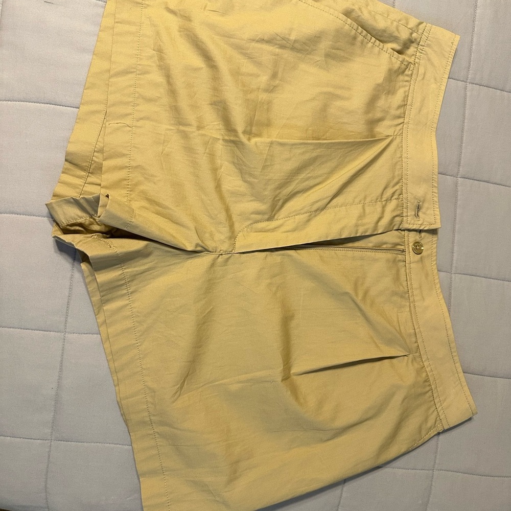 MICHAEL Michael Kors Tan Flat Front Shorts